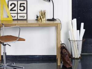 Haslev Skrivebord Klassisk