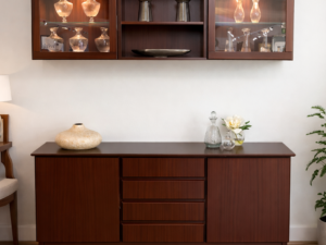 Klim Skænk med overskab