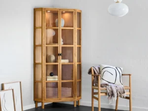 Angulus vitrineskab - Aakjaer